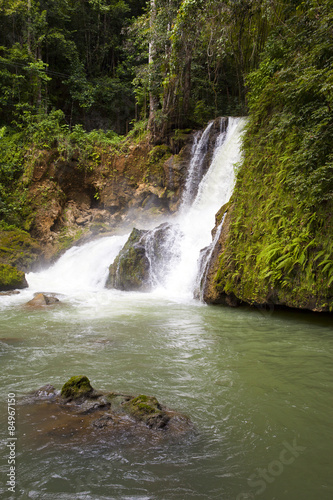 Fototapeta Naklejka Na Ścianę i Meble -  Jamaica. Dunn's River waterfalls