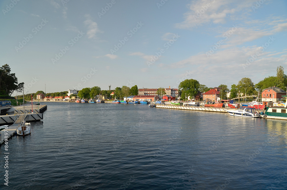 Mrzeżyno, port