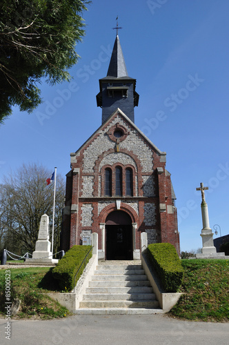 Eglise de Saint-Martin-aux-Arbres (Seine-Maritime) © clicbird