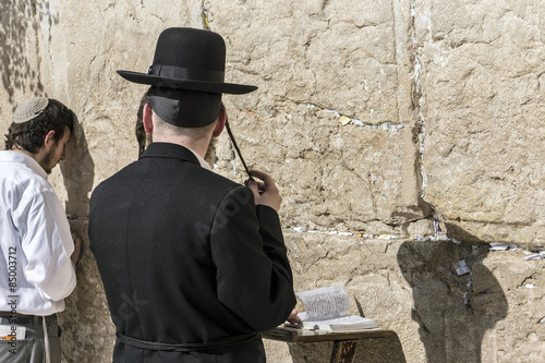 Betende an der Klagemauer