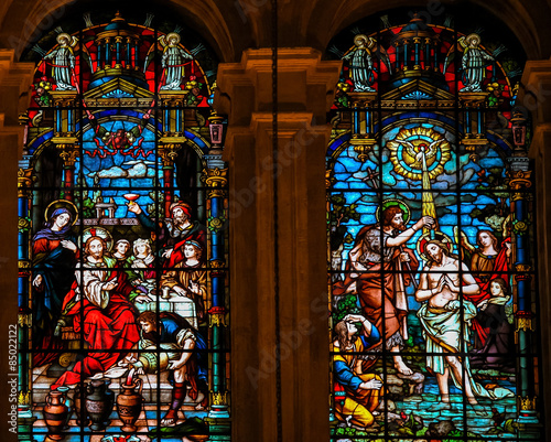 Carta da parati Jesus at the Marriage at Cana and Baptism by Saint John