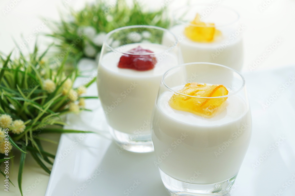 Yogurt Mousse
Yogurt Mousse