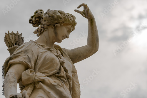 Göttin Artemis photo