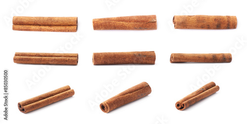 Obraz na plátně Multiple single cinnamon sticks