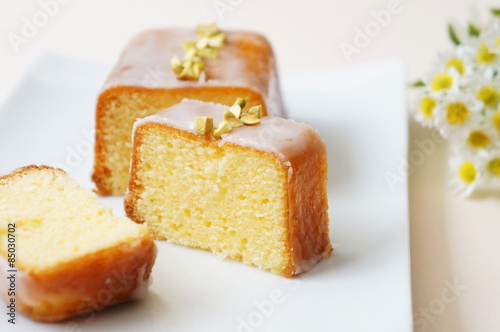 Weekend Citron Cake