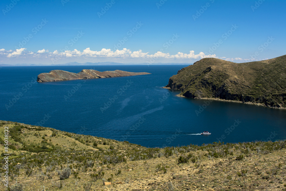 太陽の島　チチカカ湖