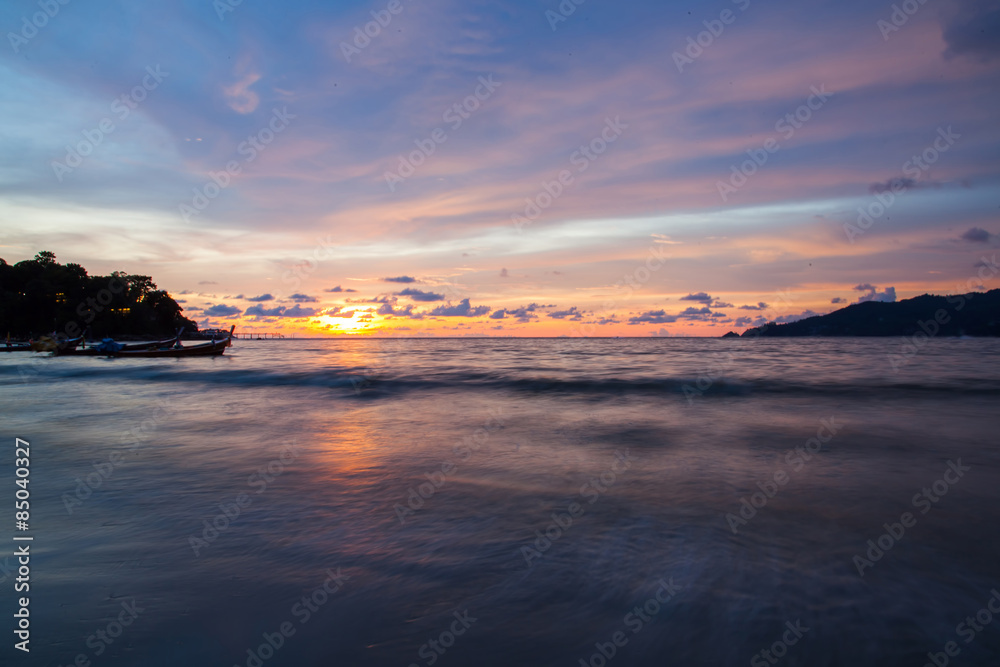 Fototapeta premium Sunset Patong beach, Phuket, Thailand