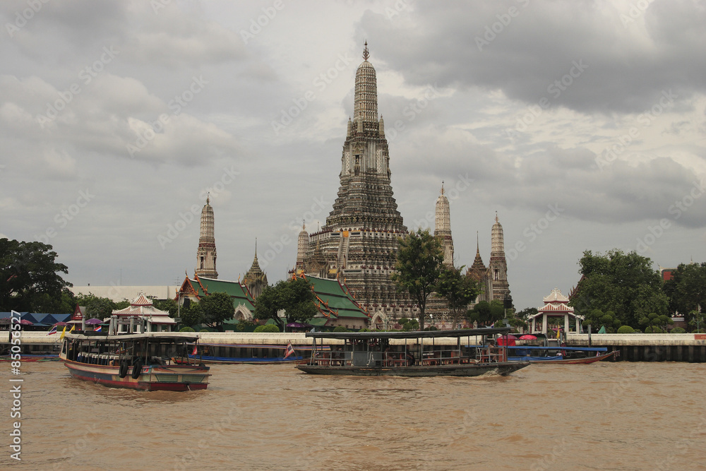 Naklejka premium Wat Arun, Temple of the Dawn, Bangkok, Thailand, Asia