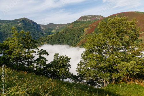 Niebla cubriendo el valle de Leitariegos, Asturias photo