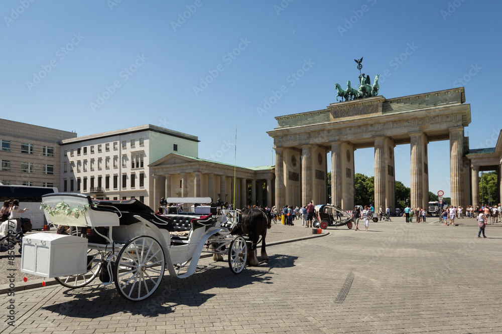 Brandenburger Tor, Berlin - Pferde Kutsche