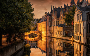 Fototapete Brügge Historisches Stadtbild von Brügge  © NickMo