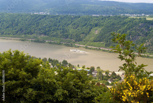 Schaufelraddampfer auf dem Rhein