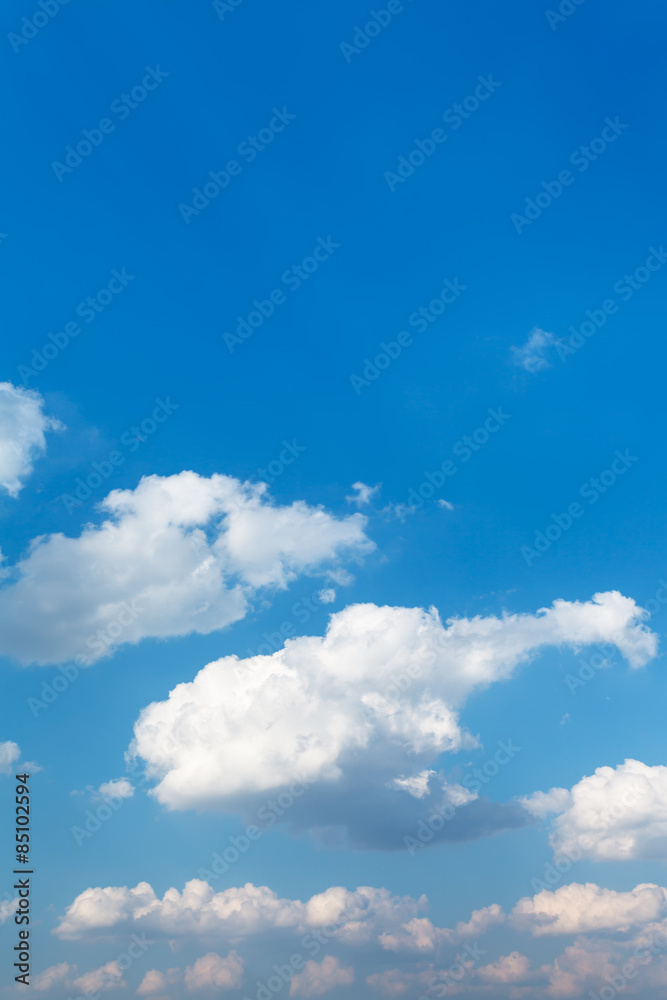 Fototapeta premium white clouds in blue afternoon sky in summer