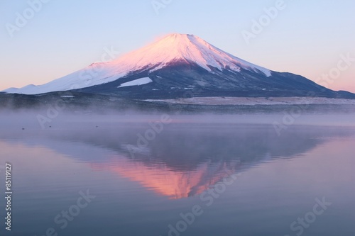 山中湖からの富士山 © Tozawa