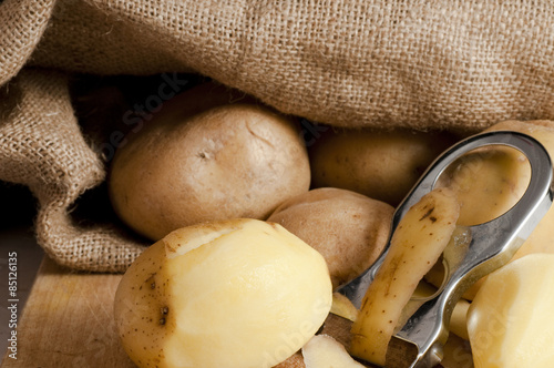 potatoes outside a jute sack