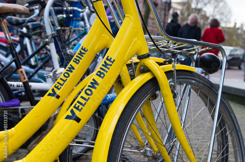 yellow rental bikes © hansenn