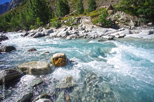 Foto torrent de montagne - hdr