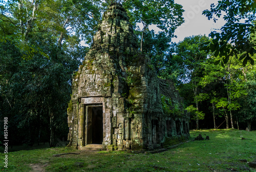 small temple in ruins in the archaeological enclosure of preah khan, siam reap, cambodia
