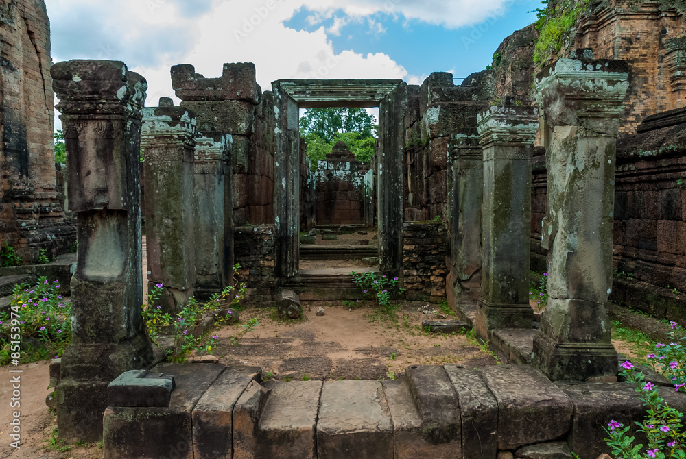 library in ruins in the archaeological pre rup place in siam reap, cambodia library in ruins in the archaeological pre rup place in siam reap, cambodia