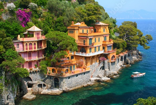 Seaside villas in Italy