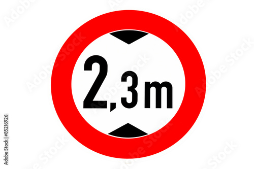 Zwei Meter Dreißig