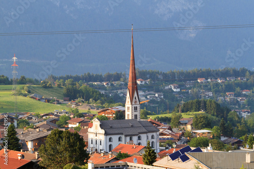 Kirche in Axams - Dorf in Tirol © ARC Photography