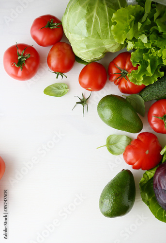 Fototapeta Naklejka Na Ścianę i Meble -  fresh vegetables on a white background