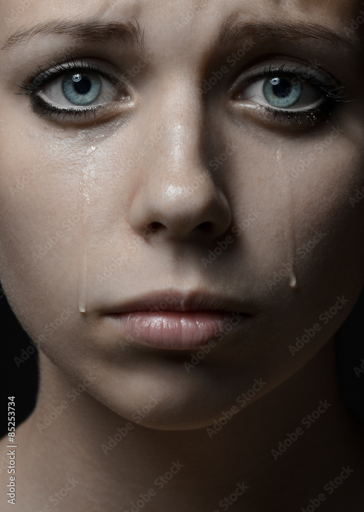 Sad Er Relling Sad Girl With Tears In Eyes