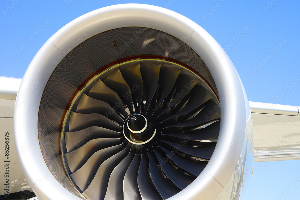 Obraz premium réacteur d'avion de ligne