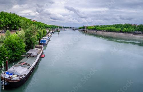 Vu du Rhône à Lyon depuis le pont de Lattre de Tassigny 