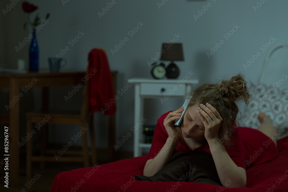 Naklejka premium Missing family in new flat