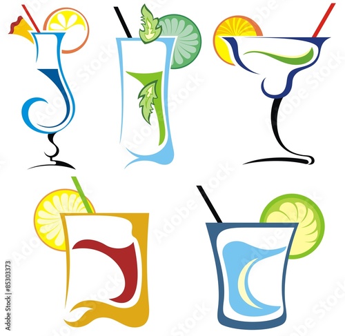 Alcohol drinks and cocktails icon set