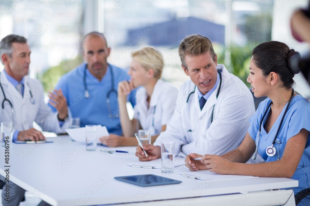 Teams of doctors working together 