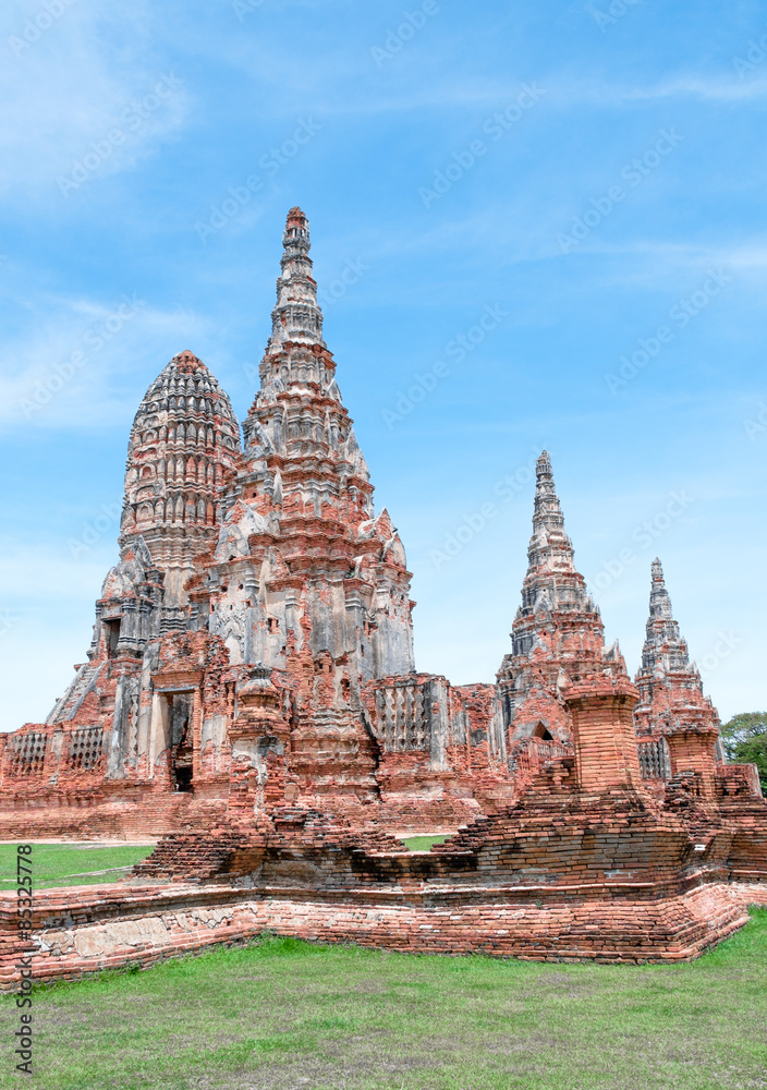 Fototapeta premium Old Temple of Ayuthaya Province( Ayutthaya Historical Park )Asia