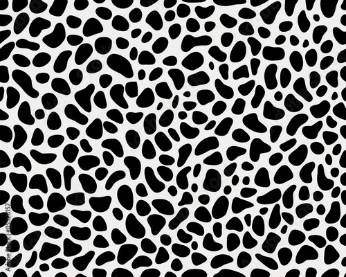  Seamless pattern of skin of leopard, vector illustration