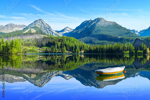 Obraz na płótnie Mountain lake Strbske Pleso in National Park High Tatra, Slovakia, Europe w salonie