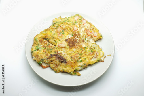 Omelet with vegetable and crab, thai and chinese style