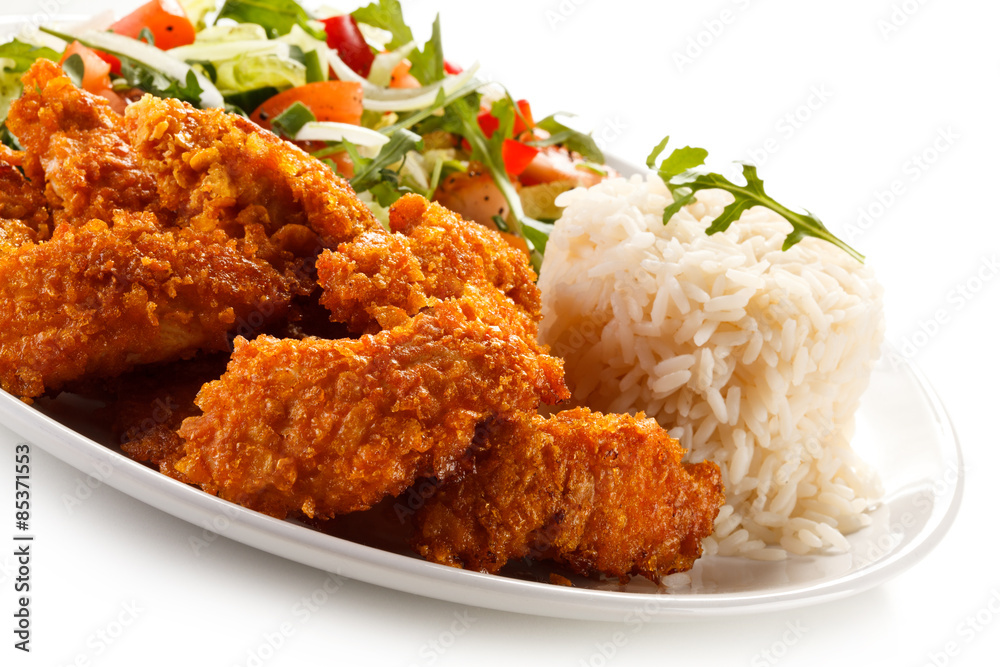 Grilled chicken nuggets and vegetables Grilled chicken nuggets and vegetables