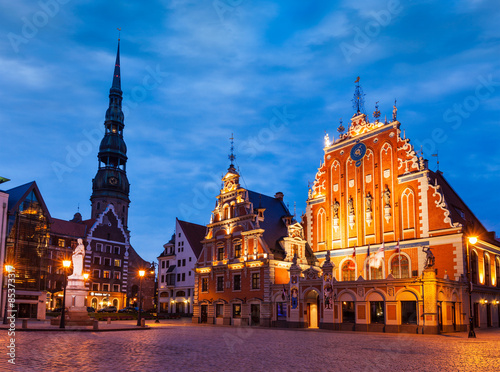 Riga Town Hall Square  House of the Blackheads  St. Roland Statu