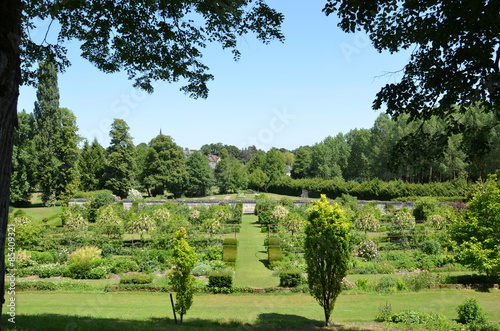 Allée de jardin à l'anglaise