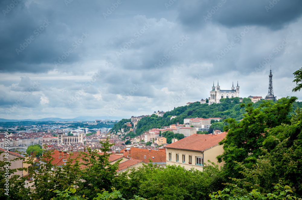 Vue panoramique de Lyon depuis les hauteurs de la Croix Rousse