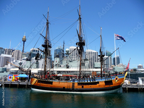 historisches Schiff im Hafen von Sydney, Australien