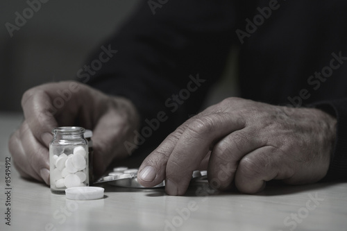 Man going to overdose drugs