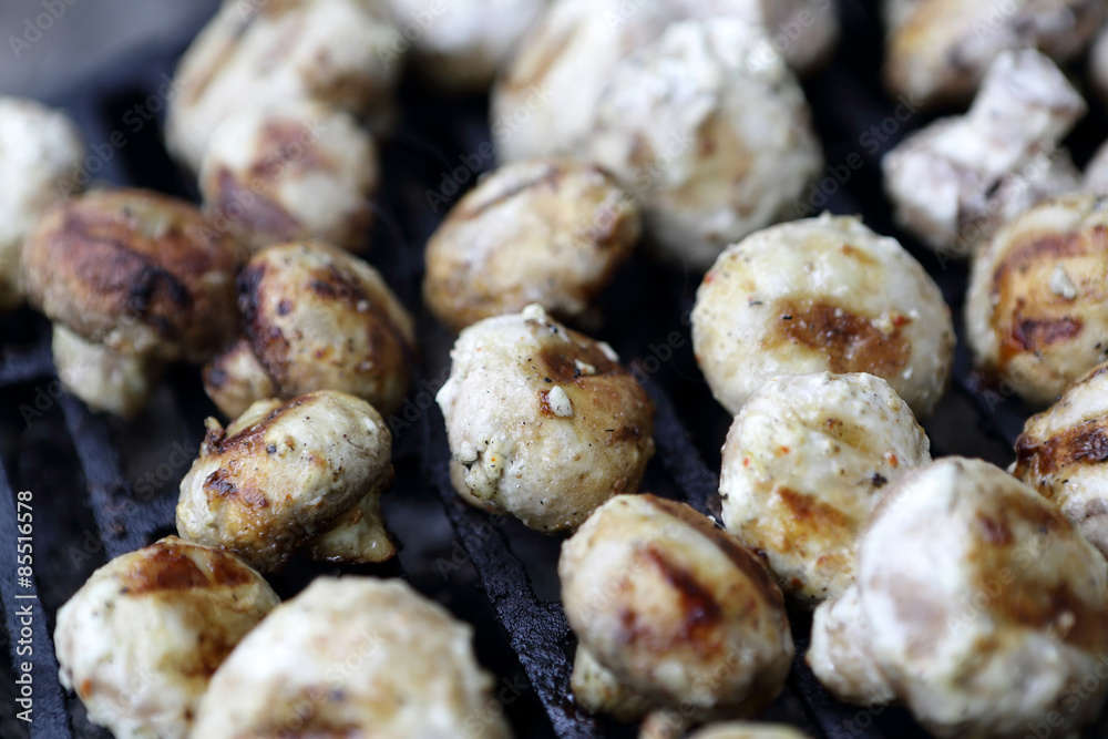 Champignons on the barbecue grill