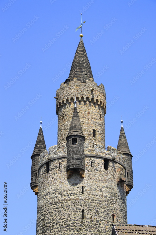 Der Adolfsturm in der Burg Friedberg