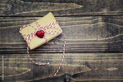 Holzhintergrund mit Geschen...