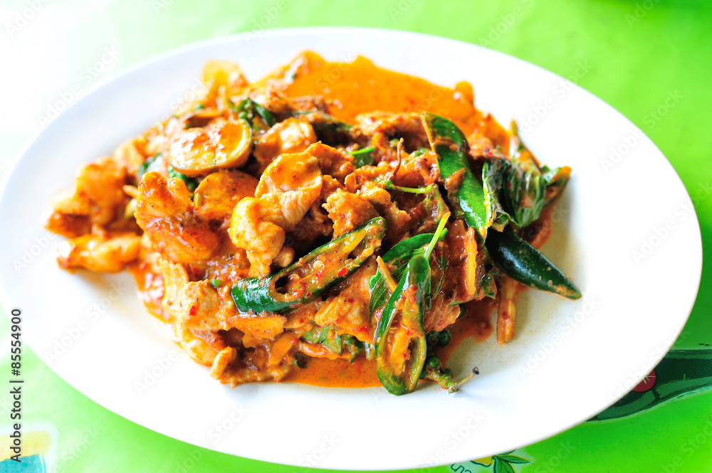 SPICY STIR FRIED PORK WITH RED CURRY SPICY STIR FRIED PORK WITH RED CURRY