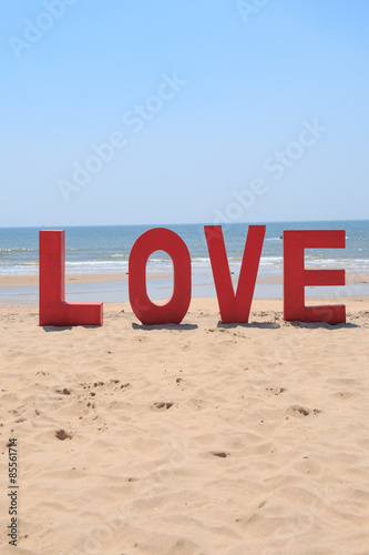 word love on the beach