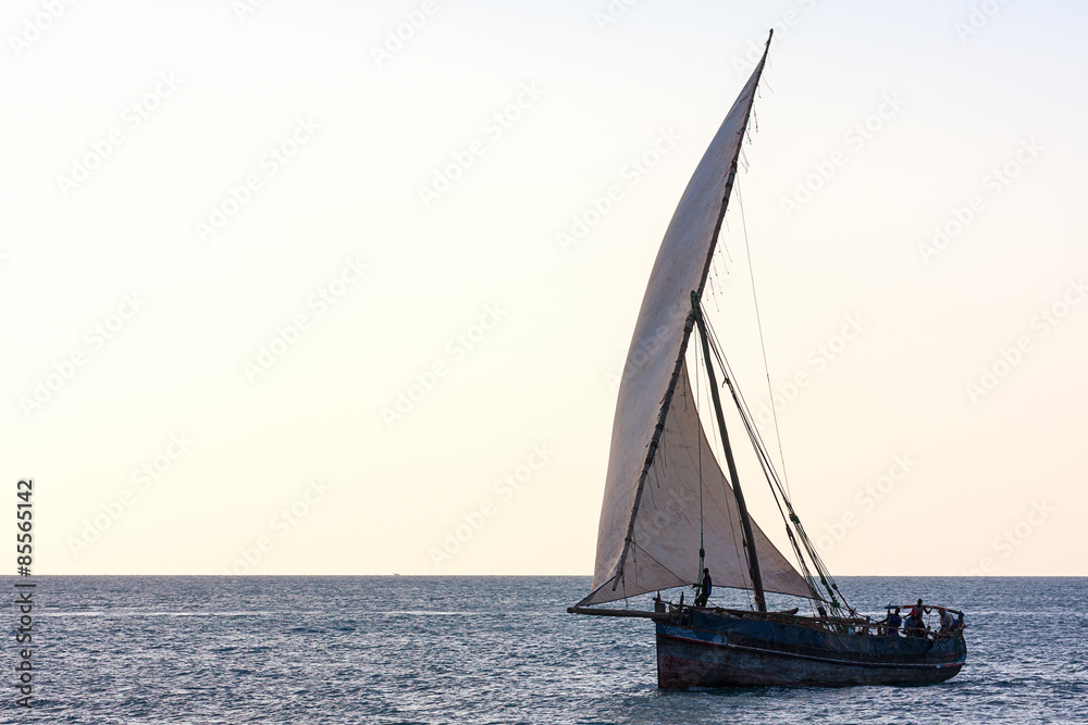 dhow traditional sailing vessel