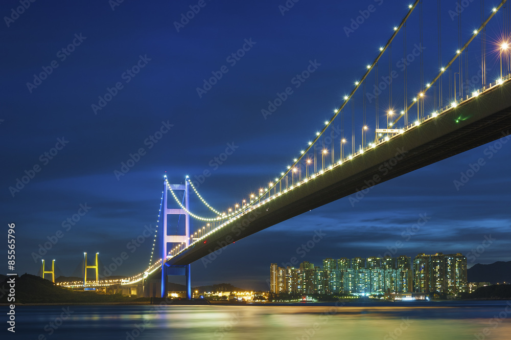 Fototapeta premium Tsing Ma Bridge in Hong Kong